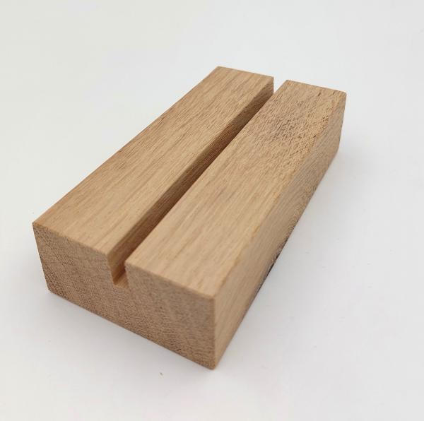 Kalendersockel Eichenholz natur, teilw. astig / rustikal, 12 cm lang