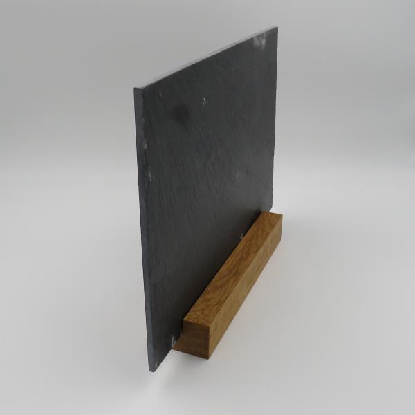 Aufsteller aus Eichenholz, geölt, mit Schiefertafel A4